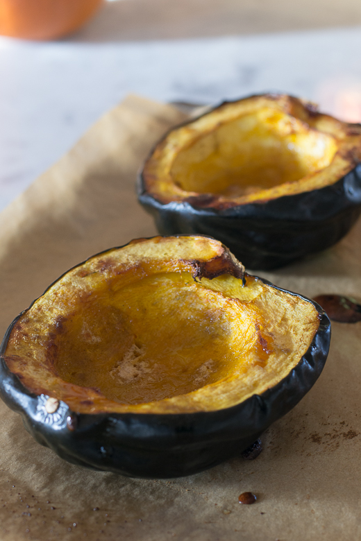 baked acorn squash with maple syrup and cumin